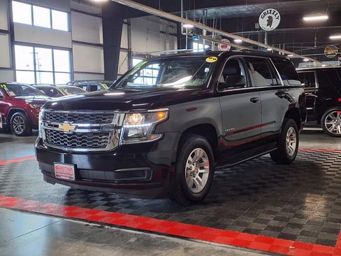 Used 2017 Chevrolet Tahoe LT AWD/4WD image 3