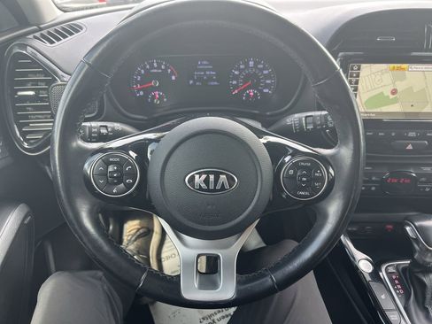 Used 2020 Kia Soul EX FWD image 18