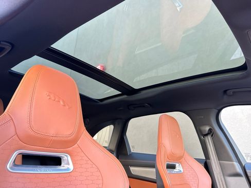 Used 2025 Jaguar F-PACE R-Dynamic S image 17