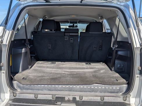 Used 2018 Toyota 4Runner SR5 image 10