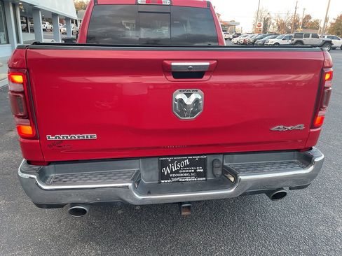 Used 2019 RAM 1500 Laramie AWD/4WD image 8