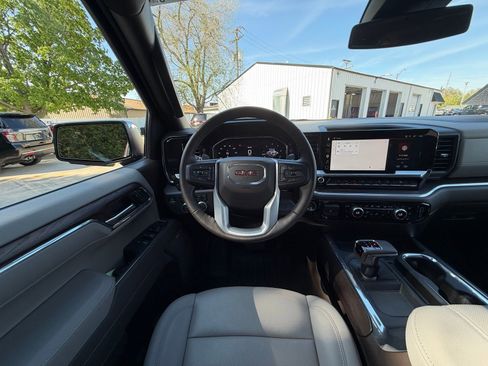 Used 2025 GMC Sierra 1500 SLT w/ SLT Premium Plus Package image 2