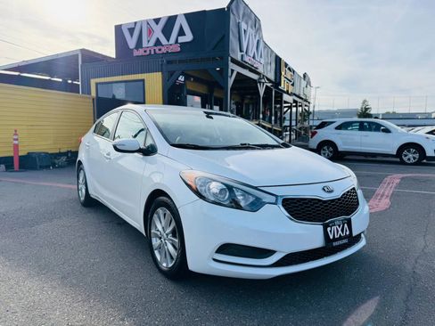 Used 2016 Kia Forte LX w/ LX Popular Plus Package FWD image 3