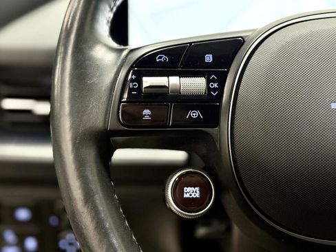 Used 2023 Hyundai Ioniq 6 Limited image 17