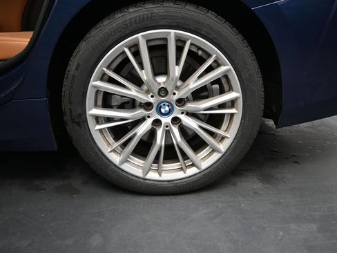 Used 2023 BMW 330e xDrive w/ Premium Package AWD/4WD image 14