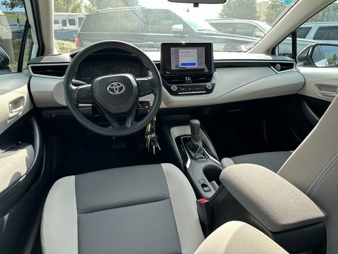 Used 2024 Toyota Corolla LE image 10