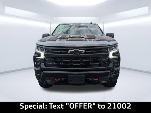 Used 2024 Chevrolet Silverado 1500 LT Trail Boss w/ Protection Package image 10
