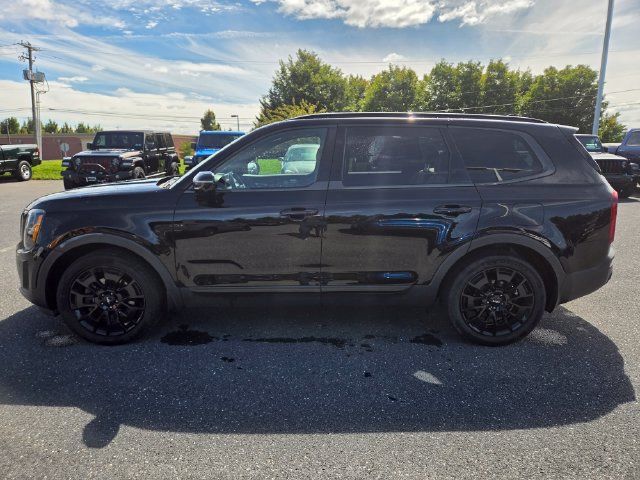 Used 2022 Kia Telluride SX w/ Nightfall Edition Package AWD/4WD image 14