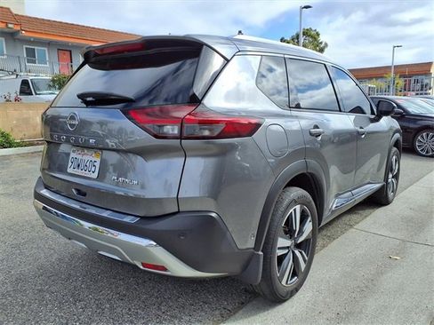 Certified 2023 Nissan Rogue Platinum w/ Platinum Premium Package image 19