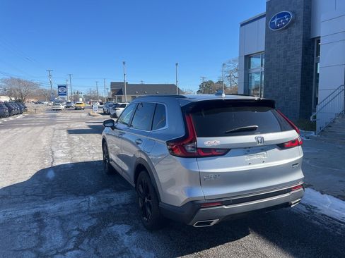 Used 2023 Honda CR-V Sport Touring image 6