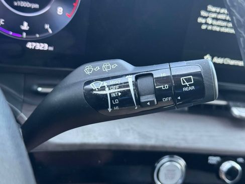 Used 2024 Kia Carnival SX FWD image 23