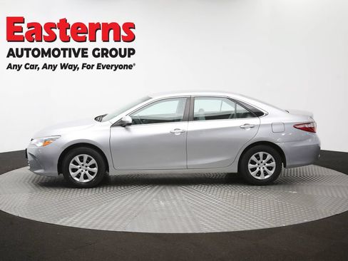 Used 2015 Toyota Camry LE FWD image 58