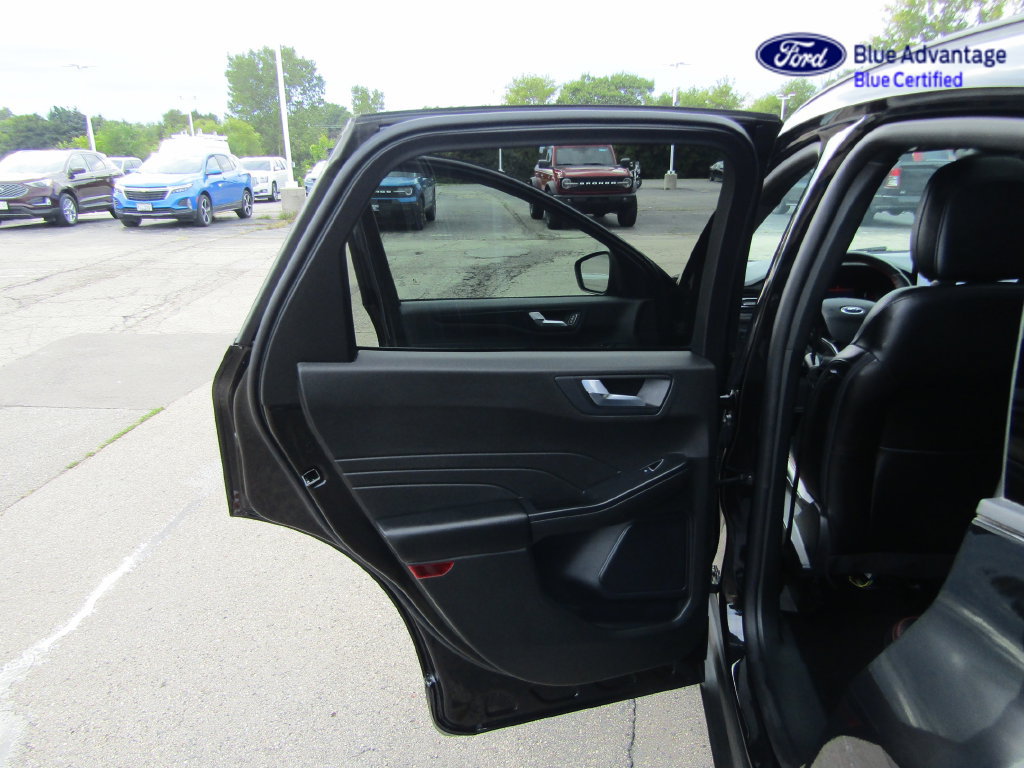 Certified 2024 Ford Escape ST-Line AWD/4WD image 27