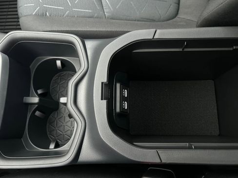 New 2025 Toyota RAV4 XLE image 23