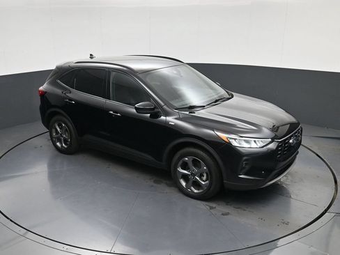 Used 2025 Ford Escape ST-Line Select AWD/4WD image 28