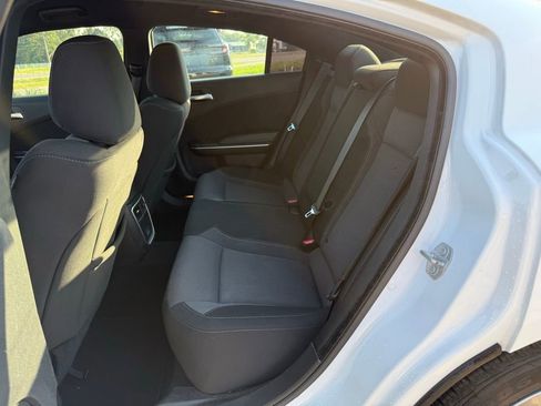 Certified 2022 Dodge Charger SXT image 11