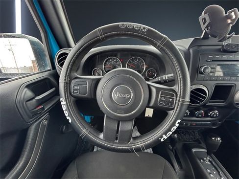 Used 2017 Jeep Wrangler Unlimited Sport image 12