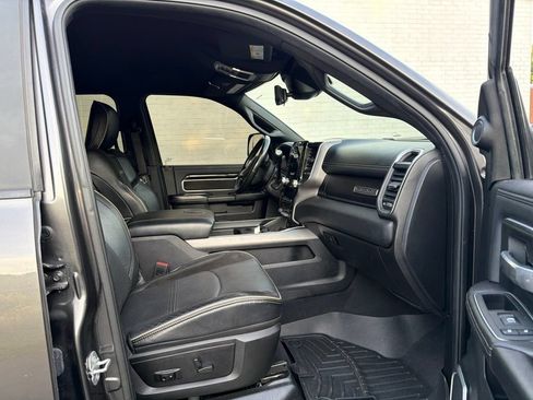 Used 2021 RAM 2500 4x4 Mega Cab Laramie image 14