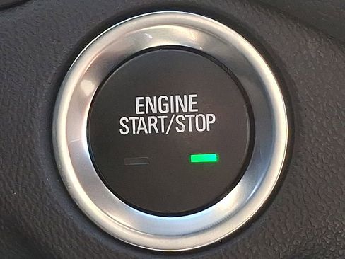 Used 2022 Chevrolet Equinox LT image 17