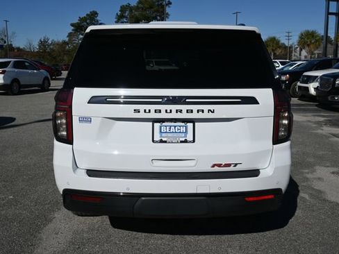 Used 2021 Chevrolet Suburban RST w/ Luxury Package image 4