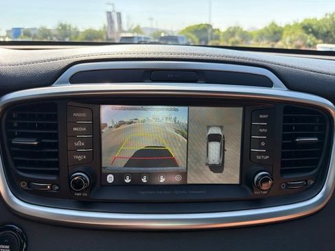 Used 2019 Kia Sorento SX AWD/4WD image 20