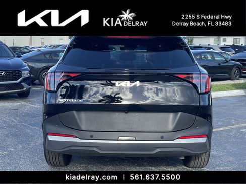 Used 2026 Kia Sportage EX w/ EX Panorama Roof Package image 4
