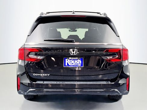 Certified 2026 Honda Odyssey EX-L image 6