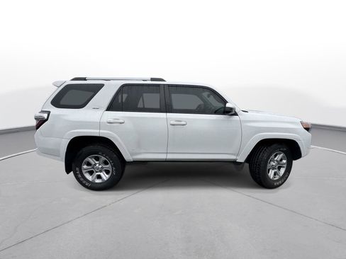 Used 2023 Toyota 4Runner SR5 image 5