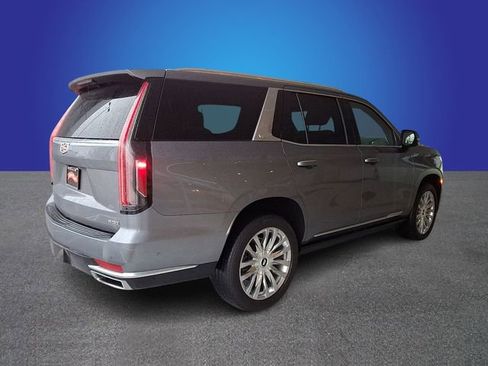 Used 2022 Cadillac Escalade Premium Luxury w/ Performance Package image 3