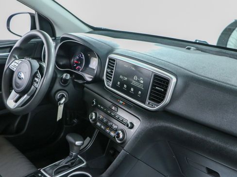 Used 2022 Kia Sportage LX FWD image 25