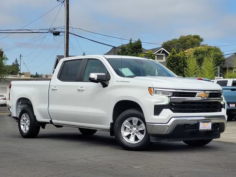 Used 2022 Chevrolet Silverado 1500 LT w/ Safety Package RWD image 2
