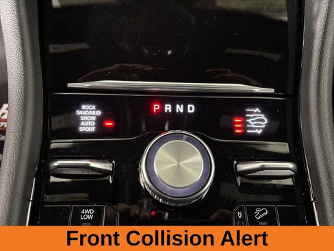 Used 2025 Jeep Grand Cherokee Summit image 20