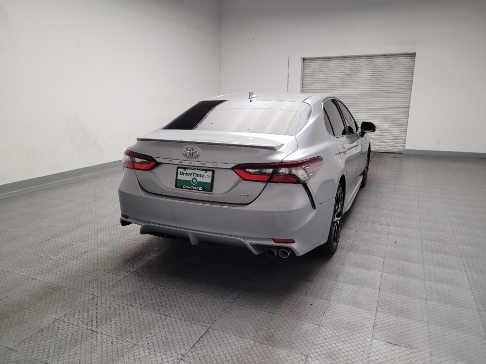 Used 2022 Toyota Camry SE FWD image 7
