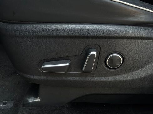 Used 2025 Hyundai Palisade SEL FWD image 11