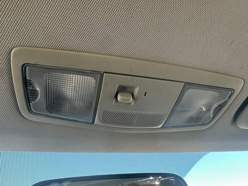 Used 2018 Mitsubishi Outlander ES image 27