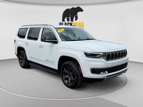 Used 2024 Jeep Wagoneer Series II AWD/4WD image 1