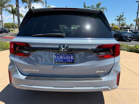Used 2025 Honda Odyssey Sport-L image 5
