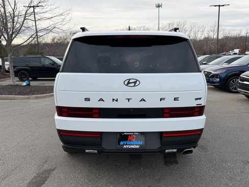 Used 2025 Hyundai Santa Fe XRT image 4