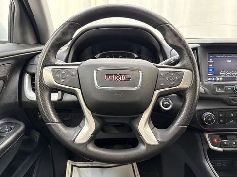 Used 2024 GMC Terrain SLE image 16