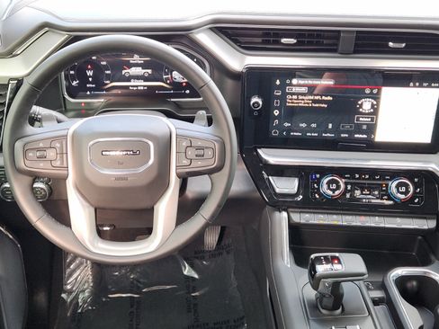 Used 2026 GMC Sierra 1500 Denali w/ Denali Reserve Package AWD/4WD image 22