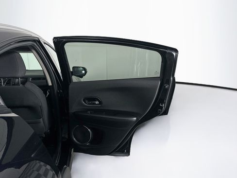 Used 2019 Honda HR-V EX image 29