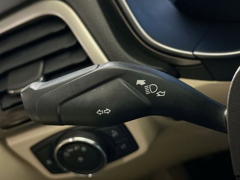 Used 2016 Ford Fusion SE w/ Equipment Group 202A image 31