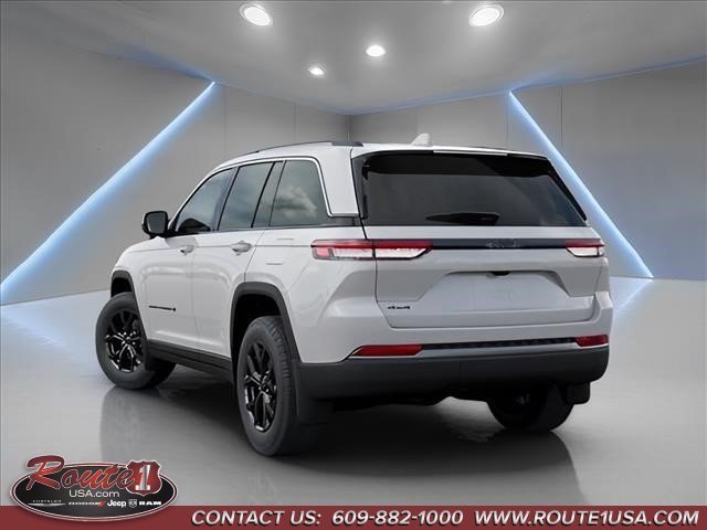New 2026 Jeep Grand Cherokee Altitude AWD/4WD image 3