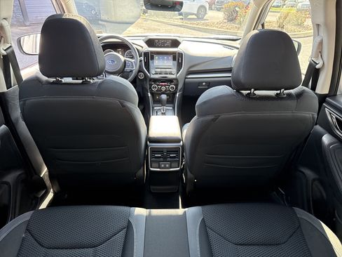Used 2019 Subaru Forester Premium AWD/4WD image 16