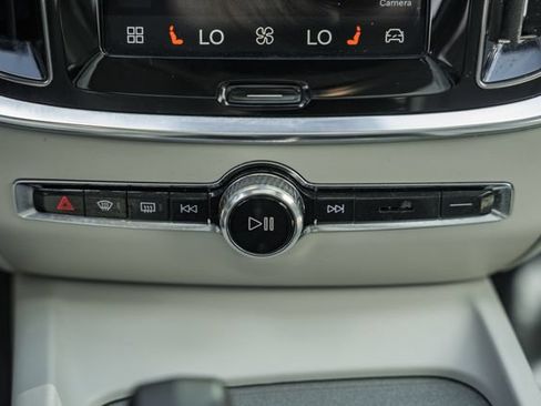 Certified 2024 Volvo S60 B5 Plus AWD/4WD image 23