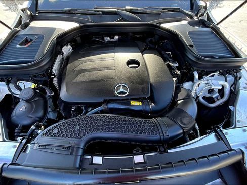 Used 2022 Mercedes-Benz GLC 300 GLC 300 w/ Premium Package Lite image 31