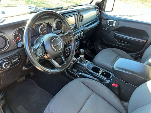 Used 2020 Jeep Wrangler Unlimited Sport S image 19