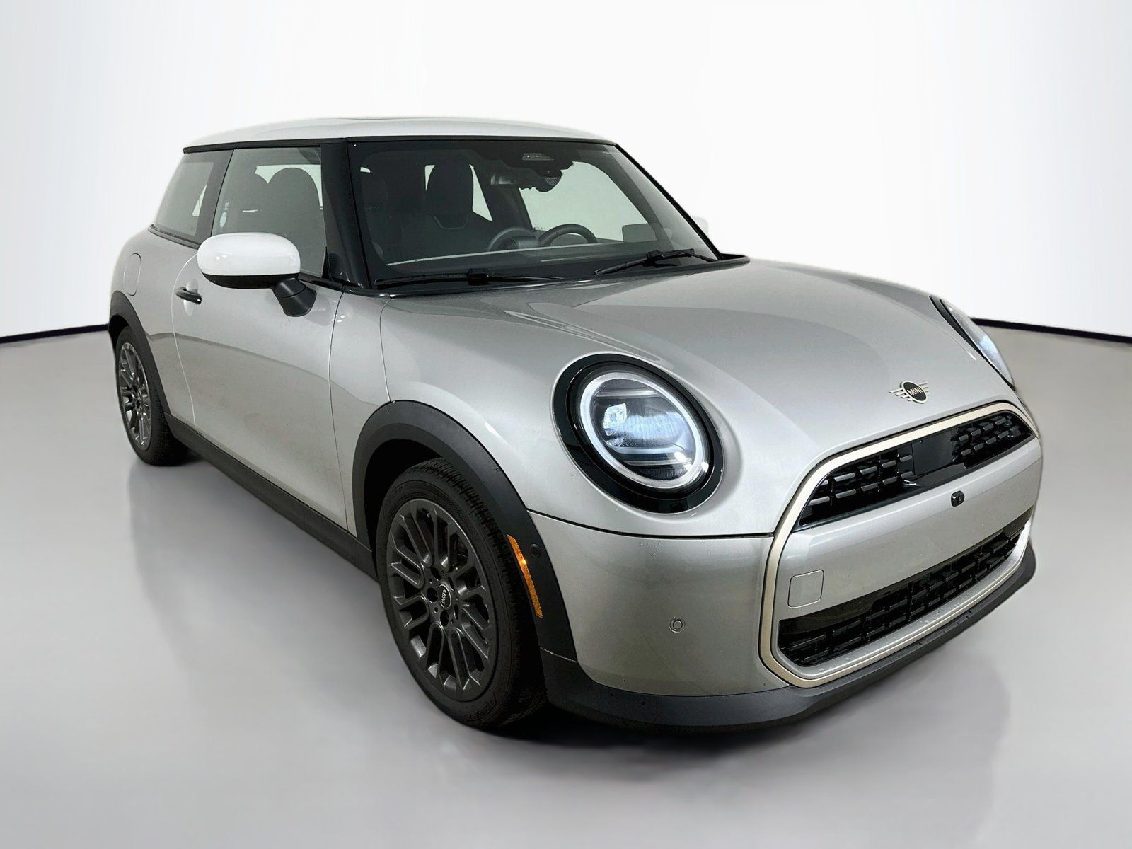 New 2026 MINI Cooper 2-Door Hardtop FWD image 3