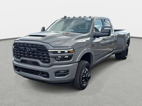 New 2026 RAM 3500 Limited AWD/4WD image 38