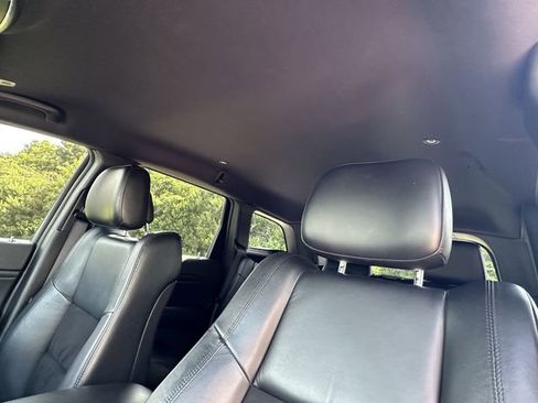 Used 2020 Jeep Grand Cherokee Altitude RWD image 34